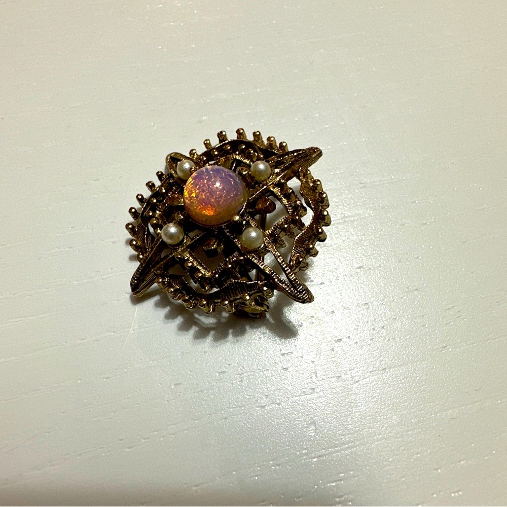 Brooch
